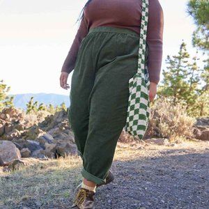 Billie Trousers: ORGANIC CORDUROY - Dark Olive